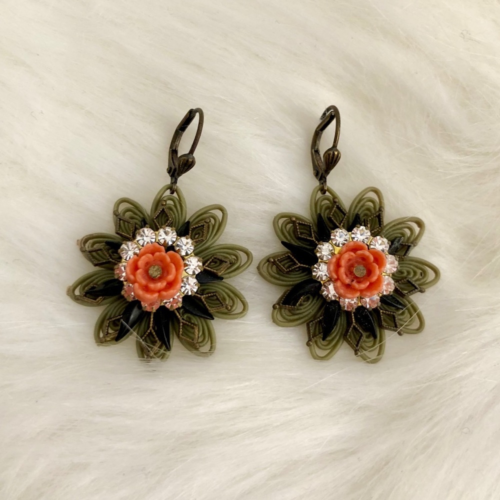 Stunning Flower Earrings